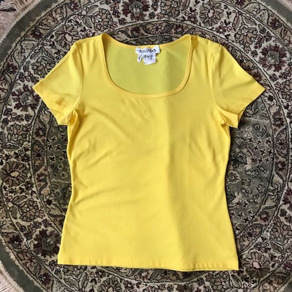 Escada Tops - 🌺 ESCADA  By Margaretha Le Tee